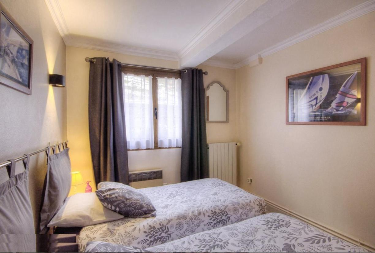 Amon Nos Otes Villa Vezzani Bagian luar foto